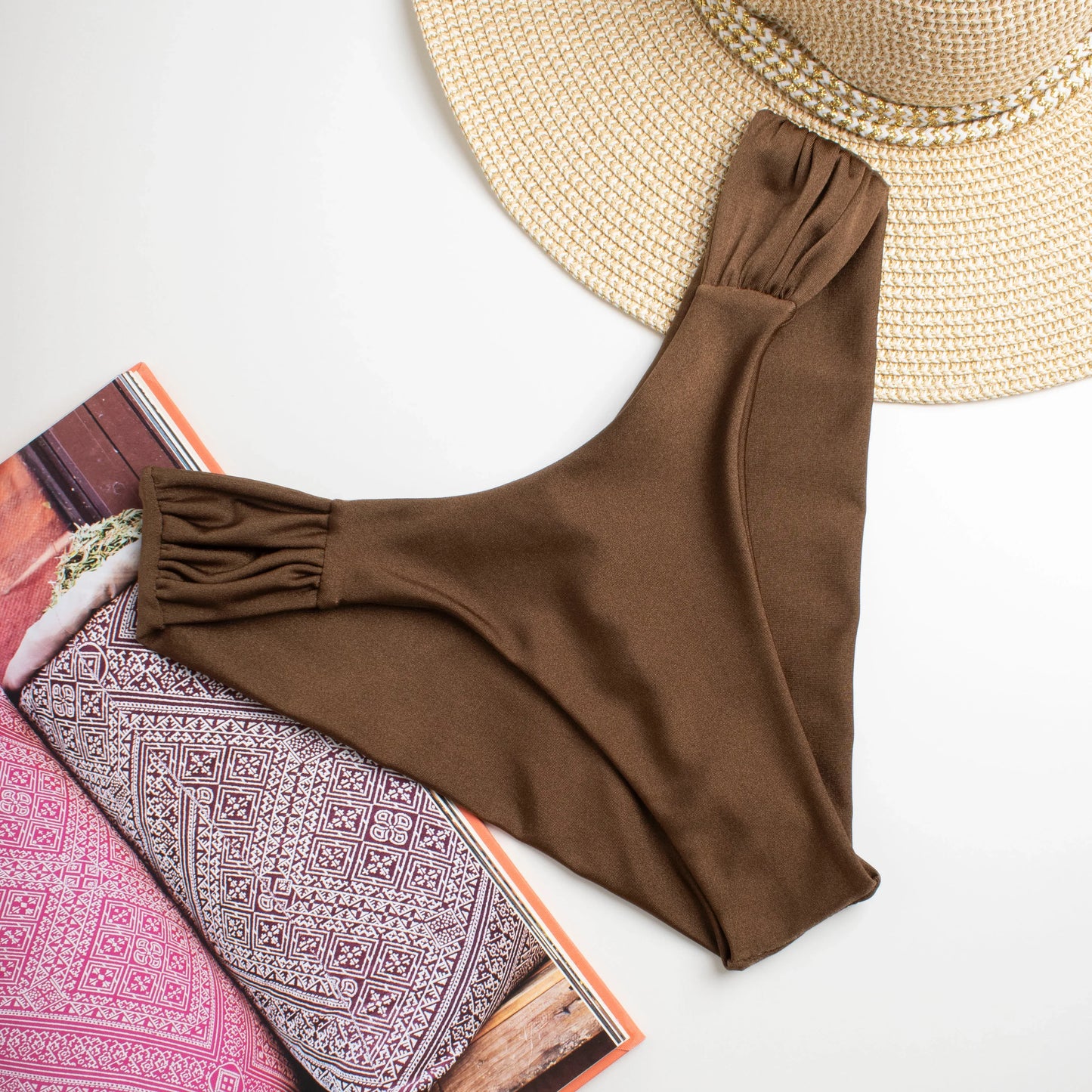 New Manhattan Marrone - Helis Brain