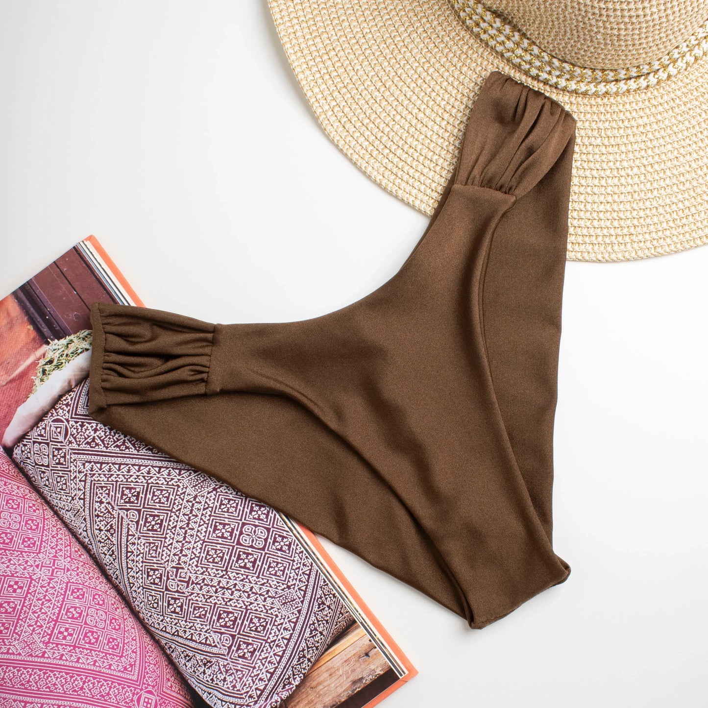 New Manhattan Marrone - Helis Brain