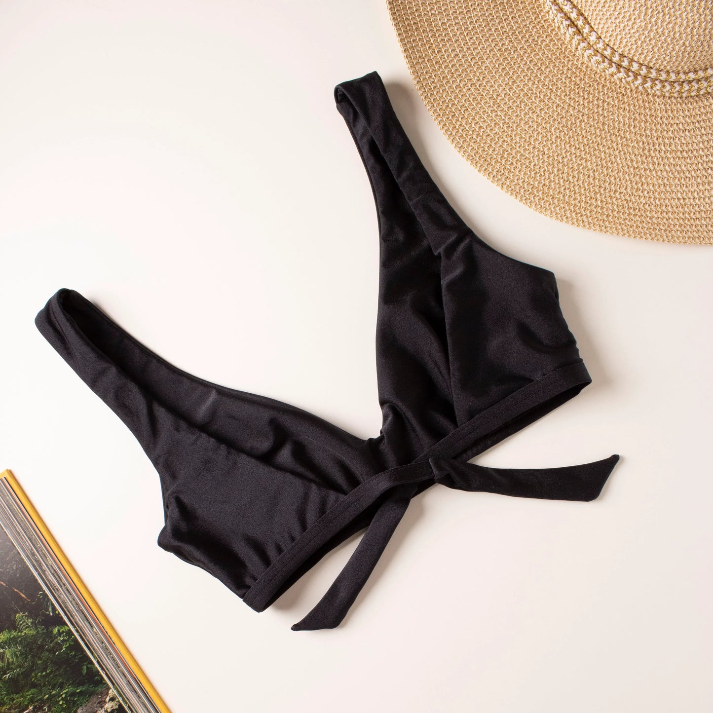 Top Elly Nero - Helis Brain